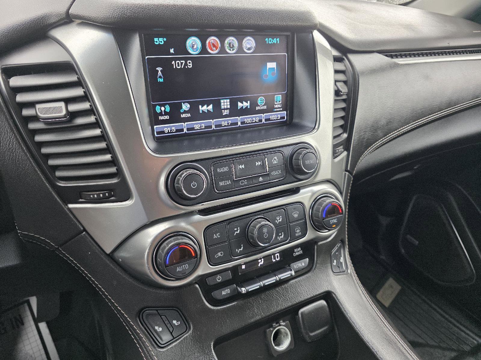 Used 2018 Chevrolet Suburban LT image 15