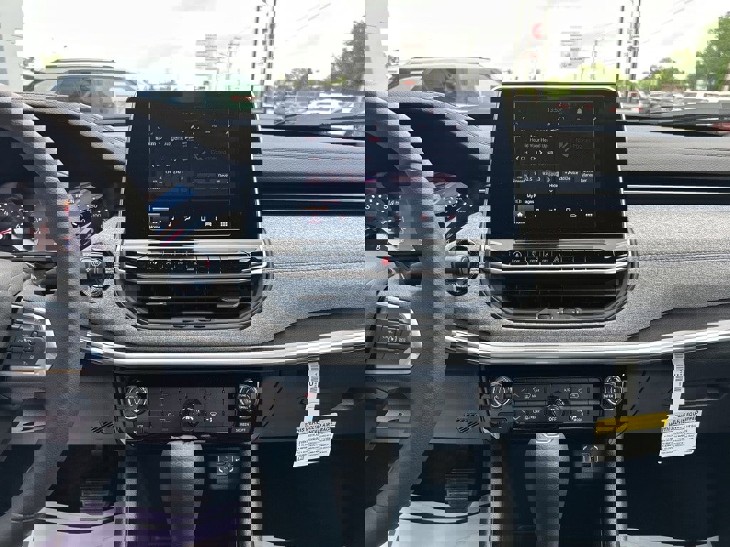 New 2025 Jeep Compass Sport image 22