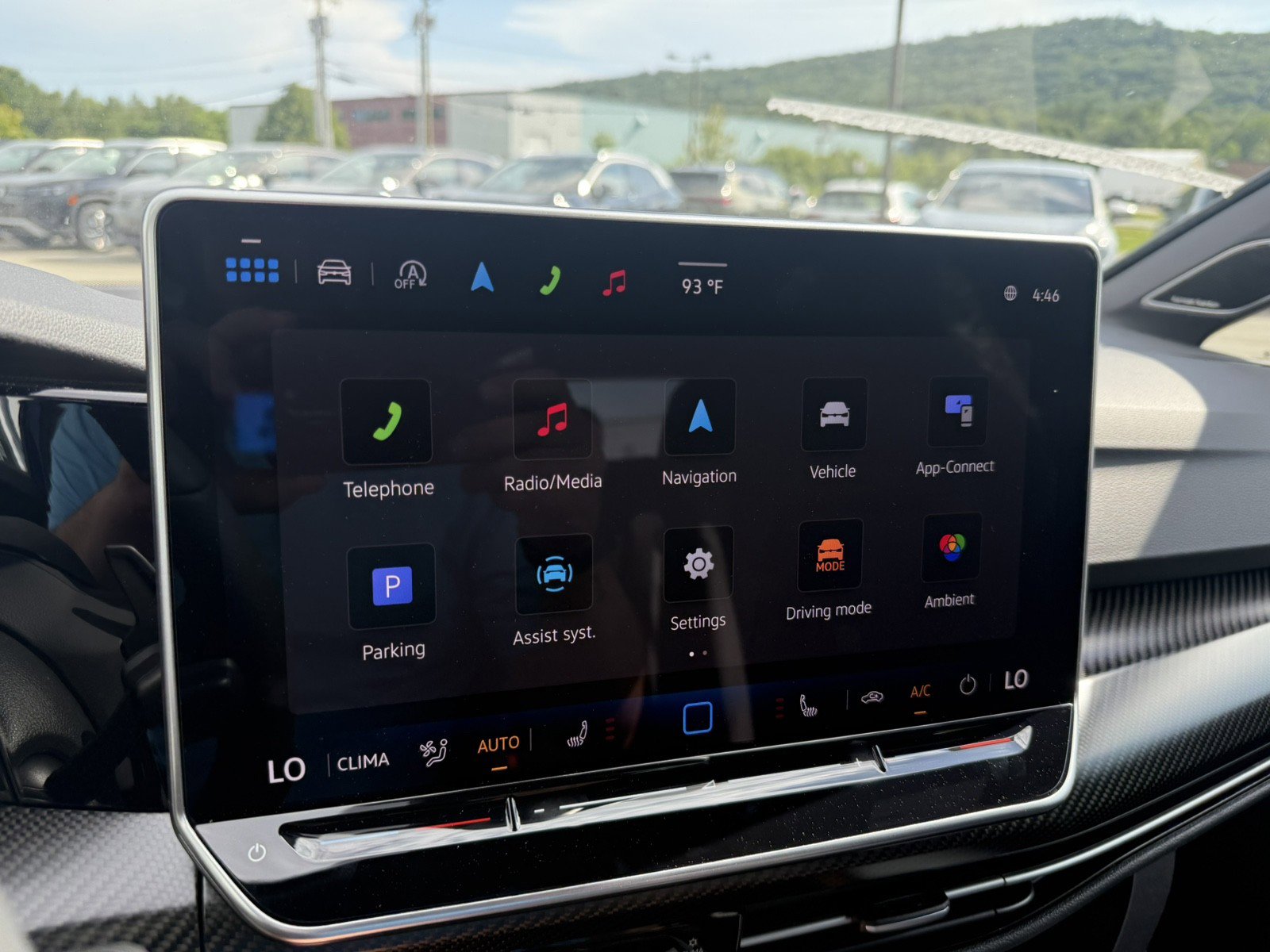 New 2025 Volkswagen Golf R Black Edition image 17