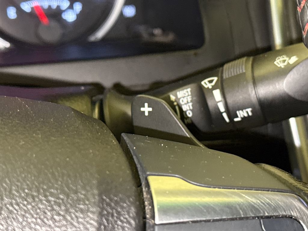 Used 2015 Toyota Camry SE FWD image 27