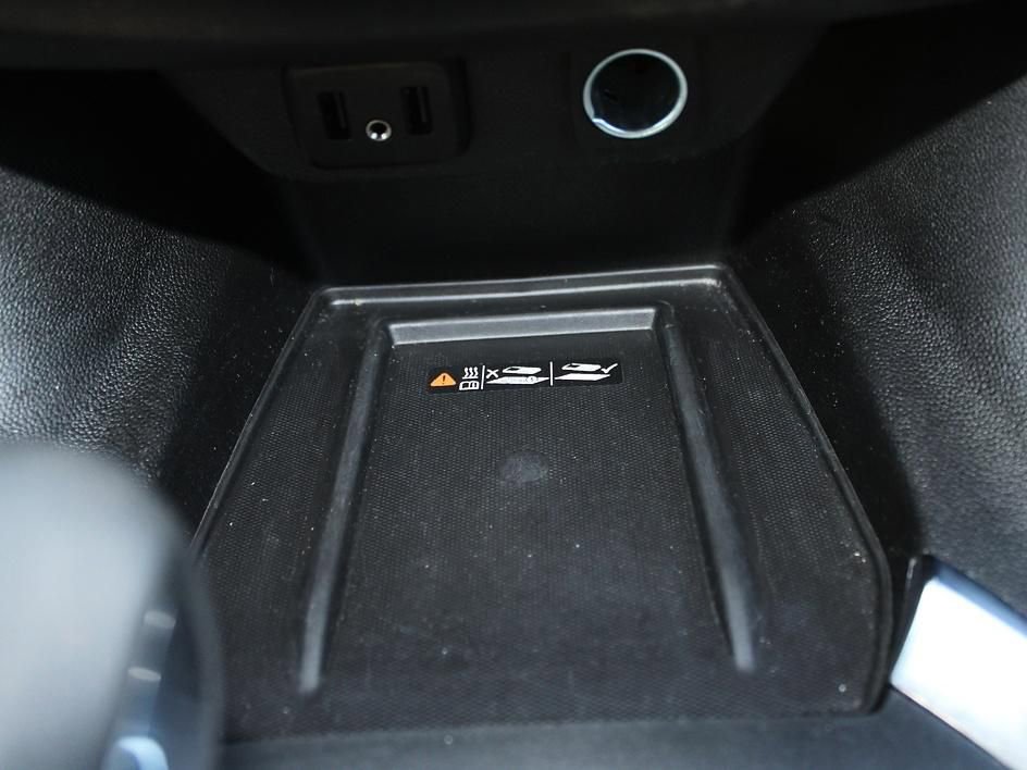 Used 2023 Chevrolet Traverse LT image 17