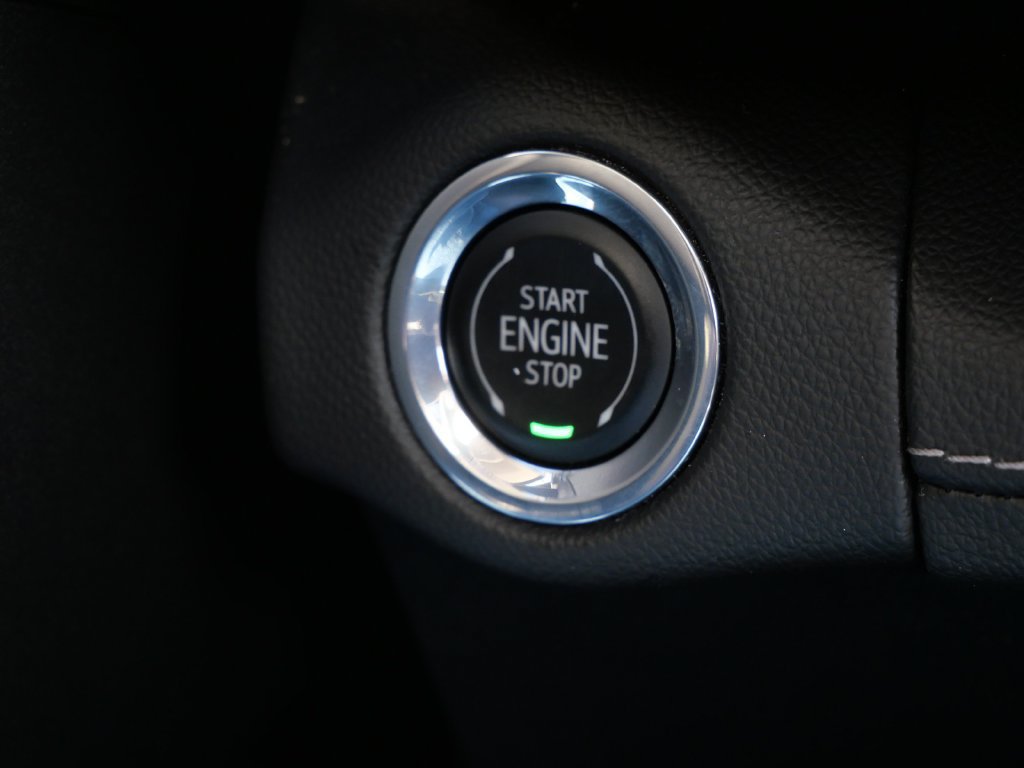 Used 2023 Buick Envision Essence w/ Technology Package I AWD/4WD image 24