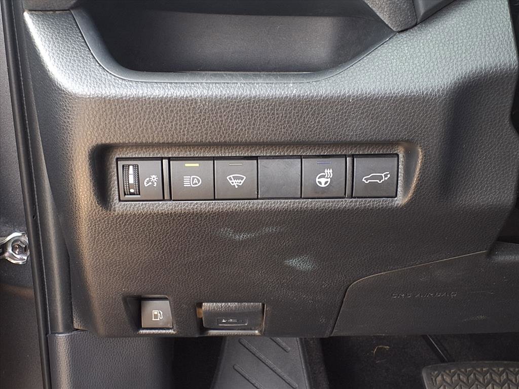 Used 2019 Toyota RAV4 XSE image 17