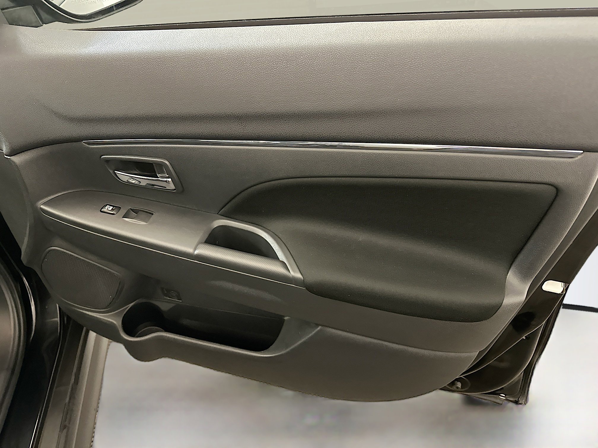 Used 2025 Mitsubishi Outlander Sport ES image 32