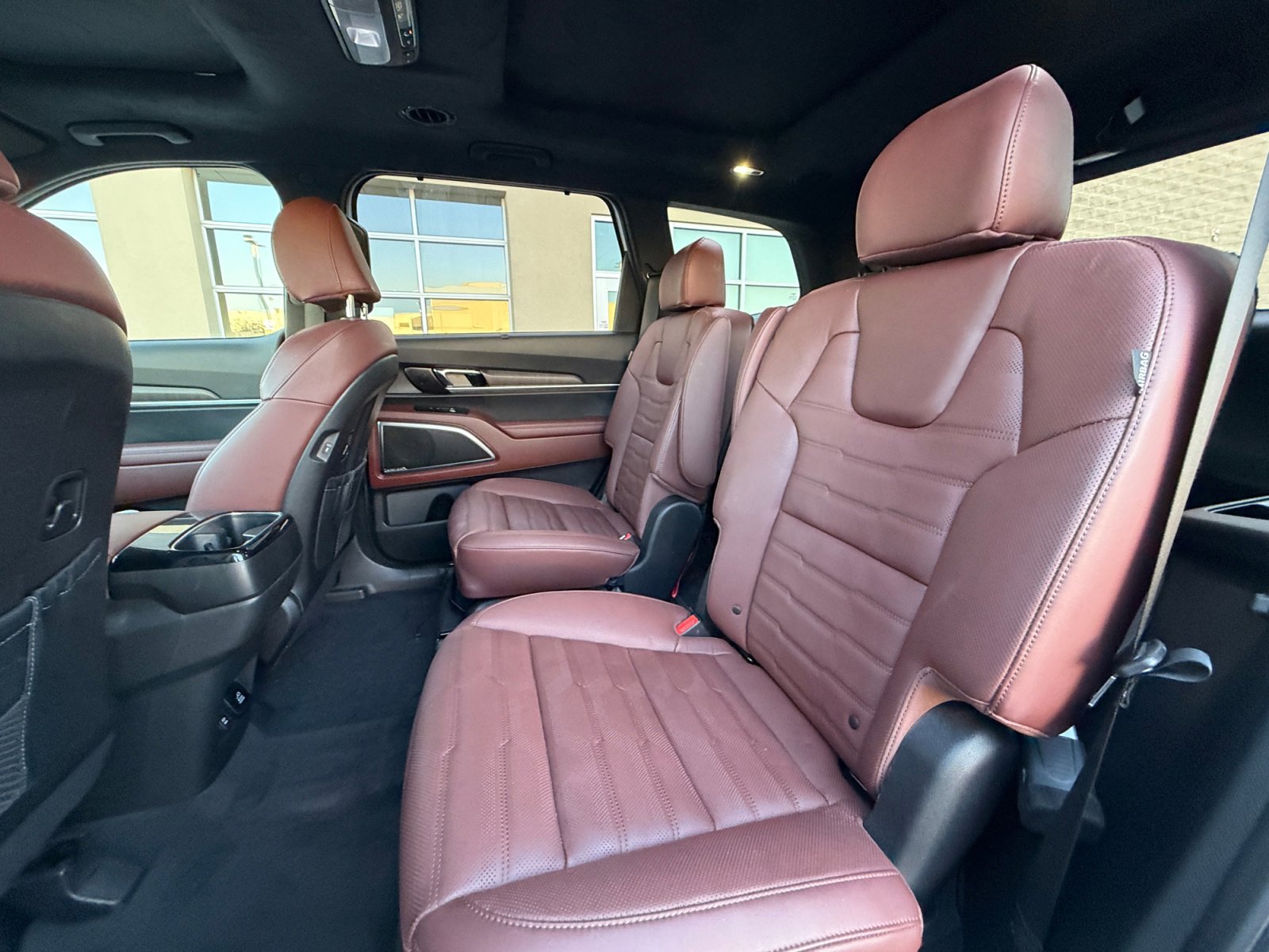 Used 2024 Kia Telluride SX Prestige image 17