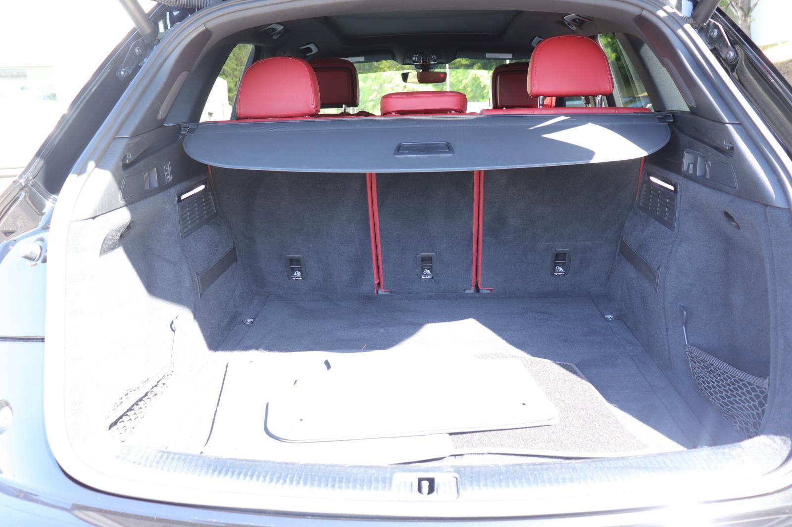 Used 2018 Audi SQ5 Prestige AWD/4WD image 17