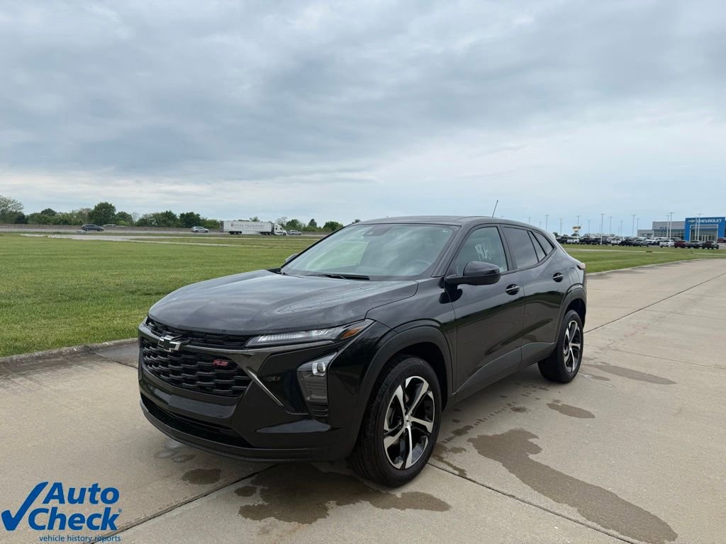 Used 2024 Chevrolet Trax RS w/ Driver Confidence Package FWD image 9