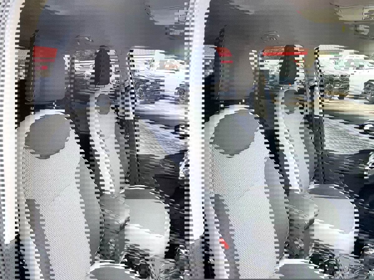 Used 2022 Volkswagen Taos S image 10