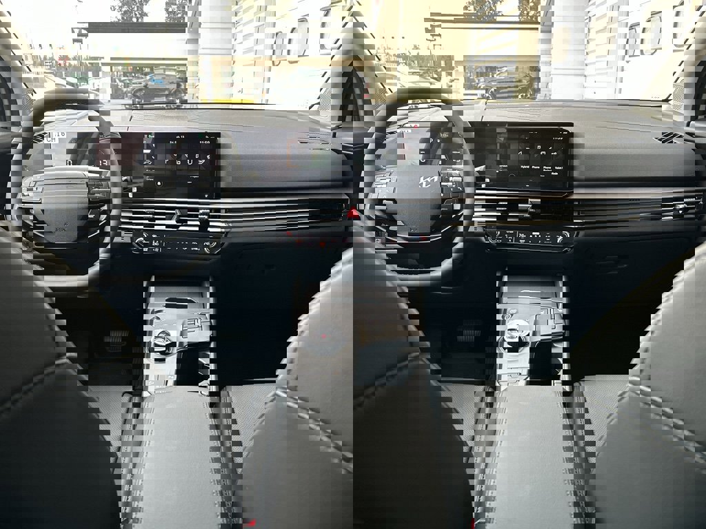 New 2026 Kia Sportage AWD Hybrid image 16