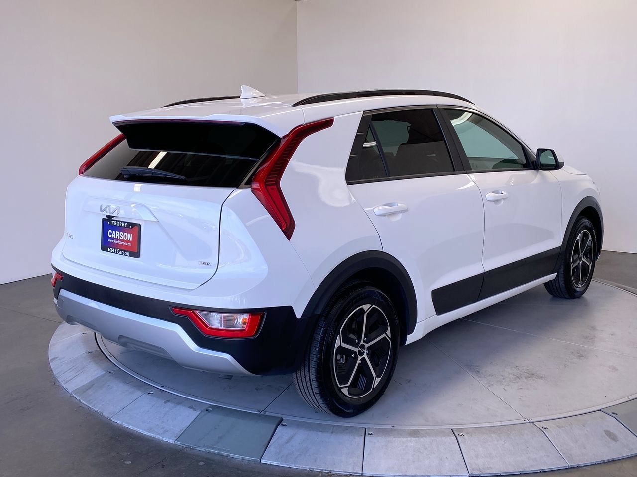 Certified 2025 Kia Niro LX FWD image 5