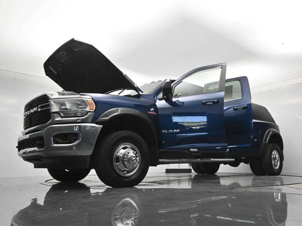 Used 2020 RAM 3500 Big Horn w/ Level 1 Equipment Group AWD/4WD image 48