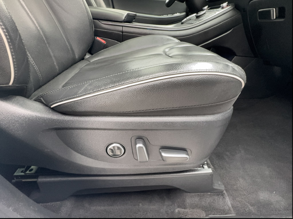 Used 2024 Hyundai Palisade Limited FWD image 35