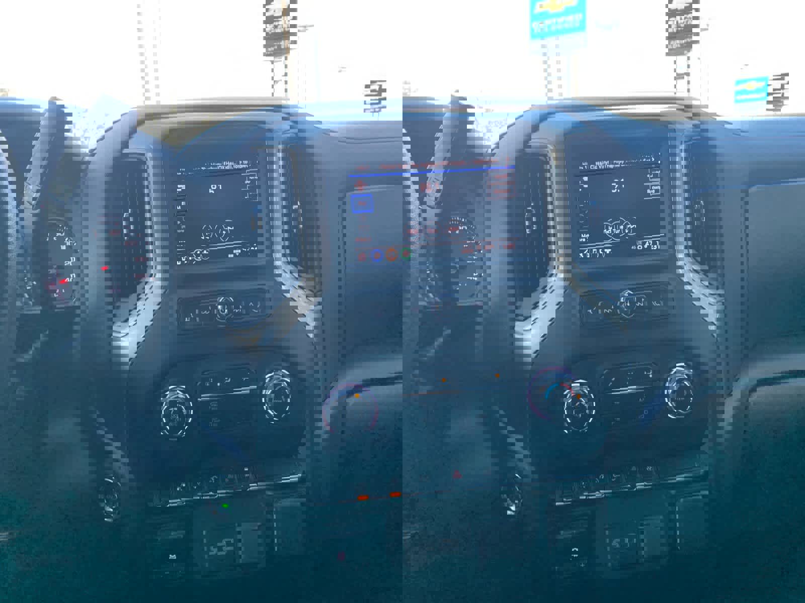 Certified 2024 Chevrolet Silverado 1500 Custom image 25