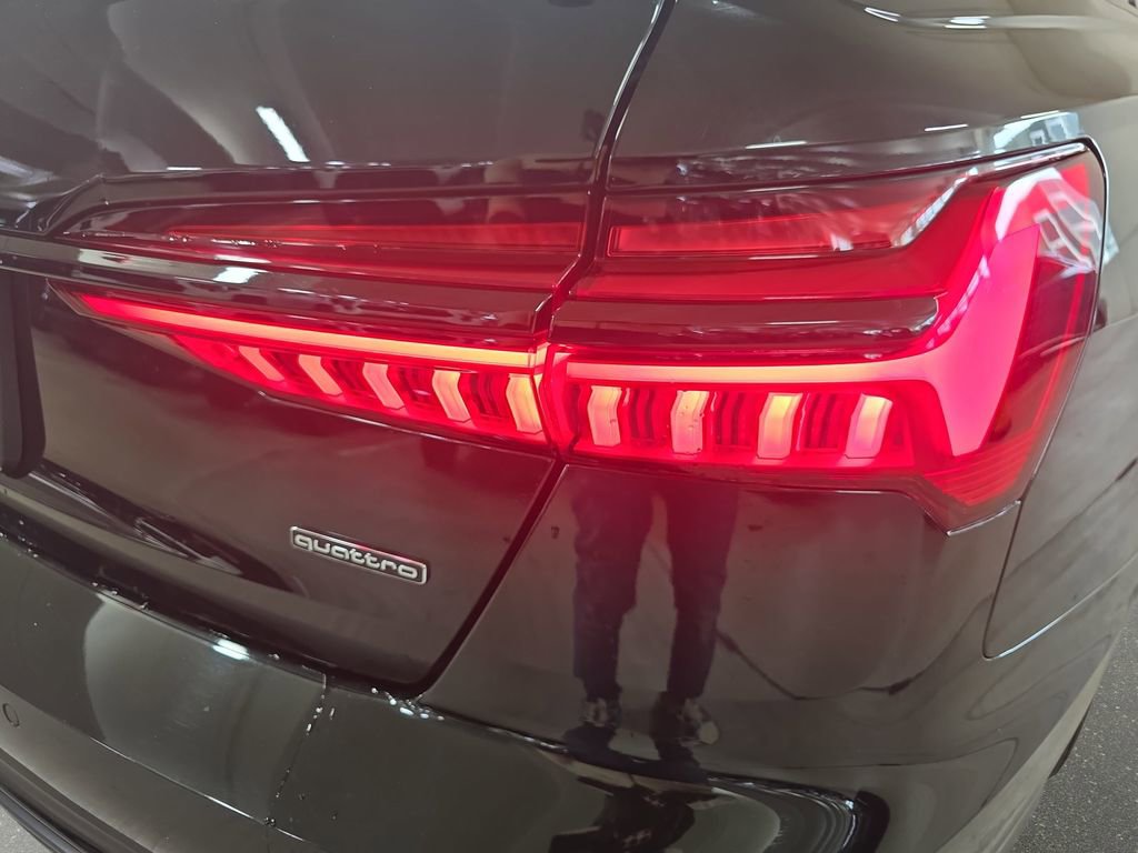 Used 2021 Audi A6 Premium Plus w/ Premium Plus Package image 32