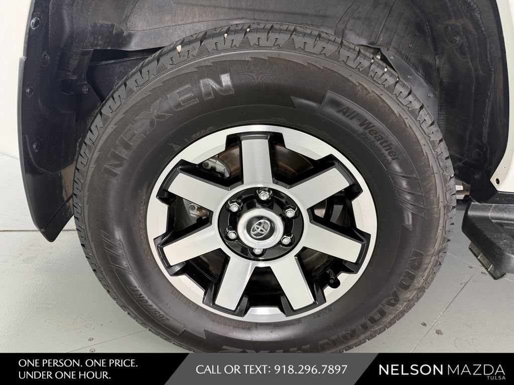 Used 2023 Toyota 4Runner TRD Off-Road Premium AWD/4WD image 13
