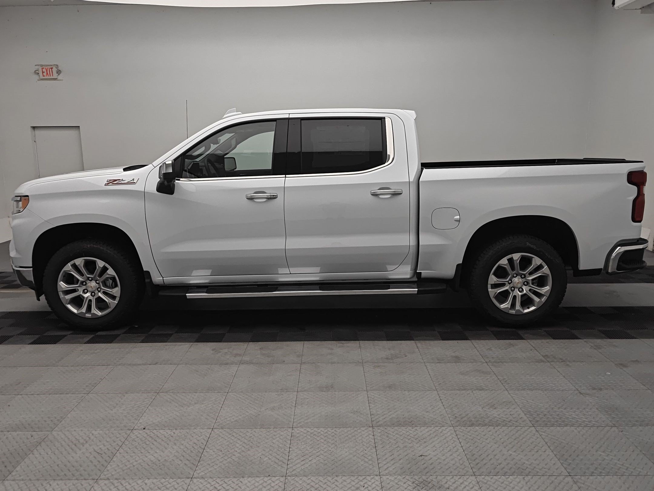 New 2026 Chevrolet Silverado 1500 LTZ AWD/4WD image 2