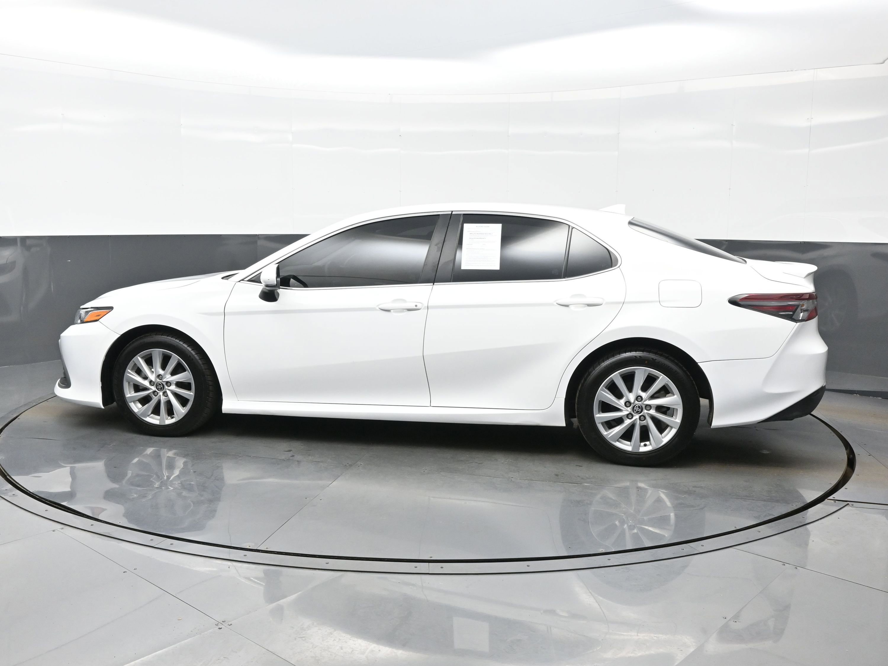 Used 2023 Toyota Camry LE image 3