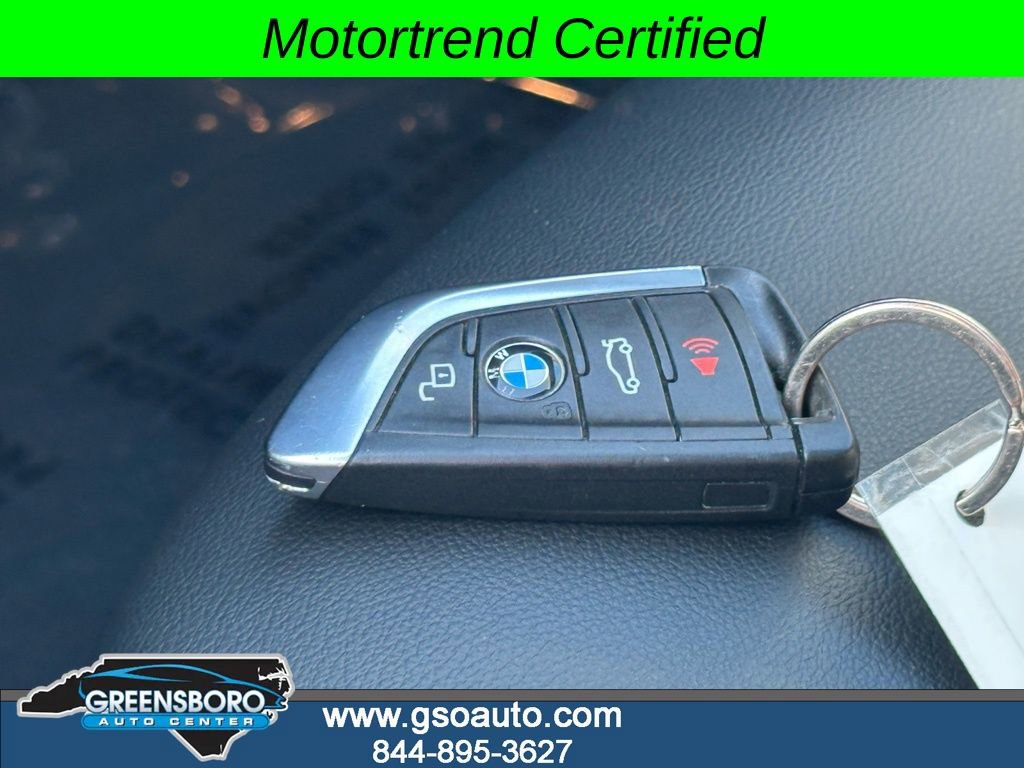 Used 2023 BMW 330i Sedan w/ Driving Assistance Package image 39