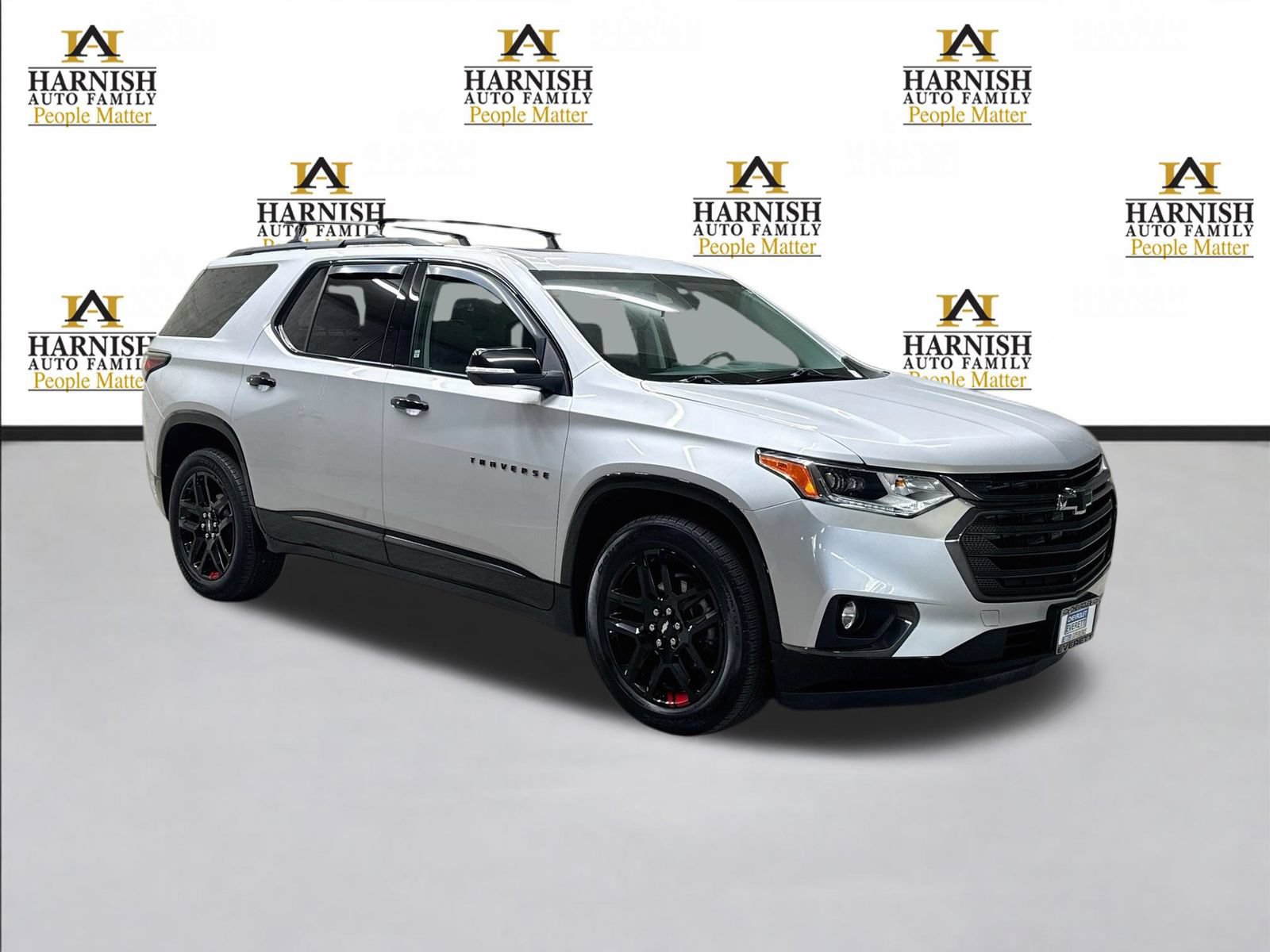 Used 2021 Chevrolet Traverse Premier w/ Redline Edition AWD/4WD image 3