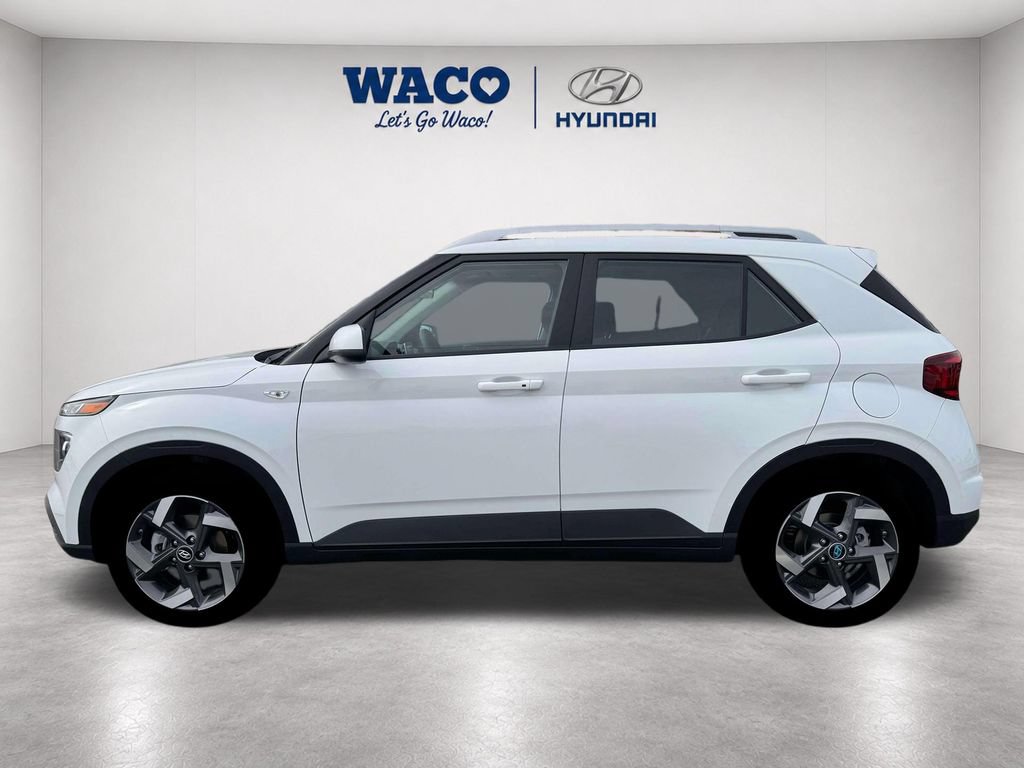 Used 2026 Hyundai Venue SEL FWD image 5