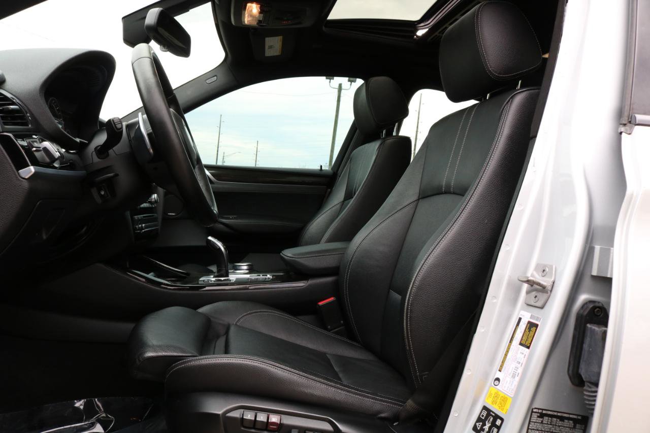 Used 2017 BMW X4 M40i image 23