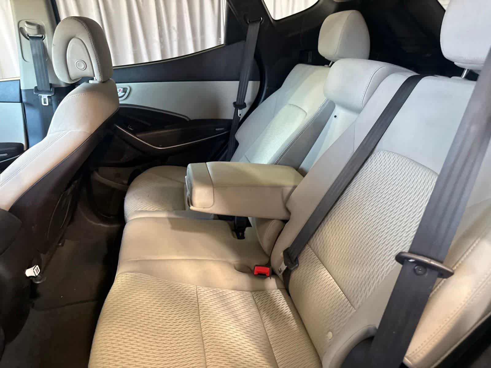 Used 2018 Hyundai Santa Fe Sport w/ 2.4L Value Package 02 FWD image 18
