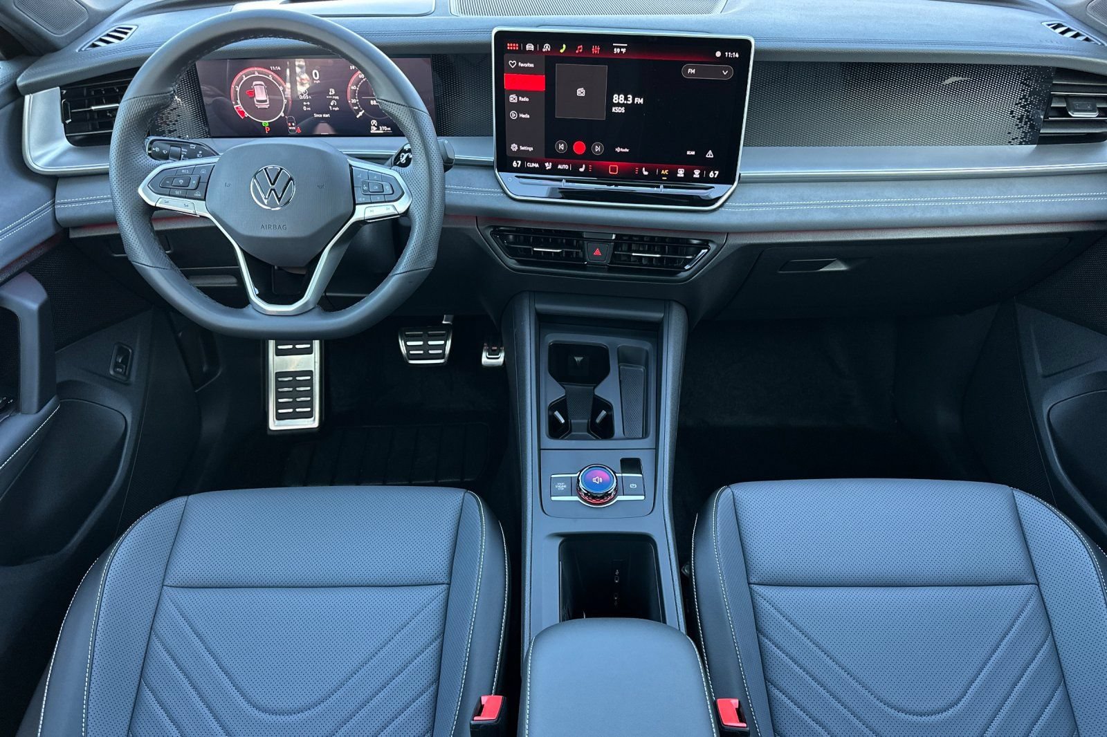 New 2026 Volkswagen Tiguan SE R-Line FWD image 11