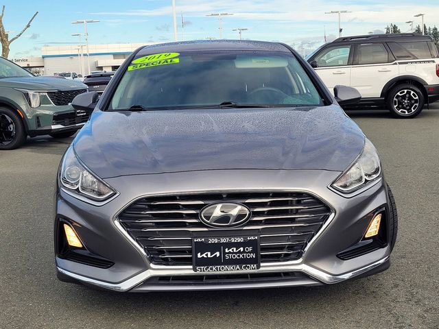 Used 2019 Hyundai Sonata SE image 2
