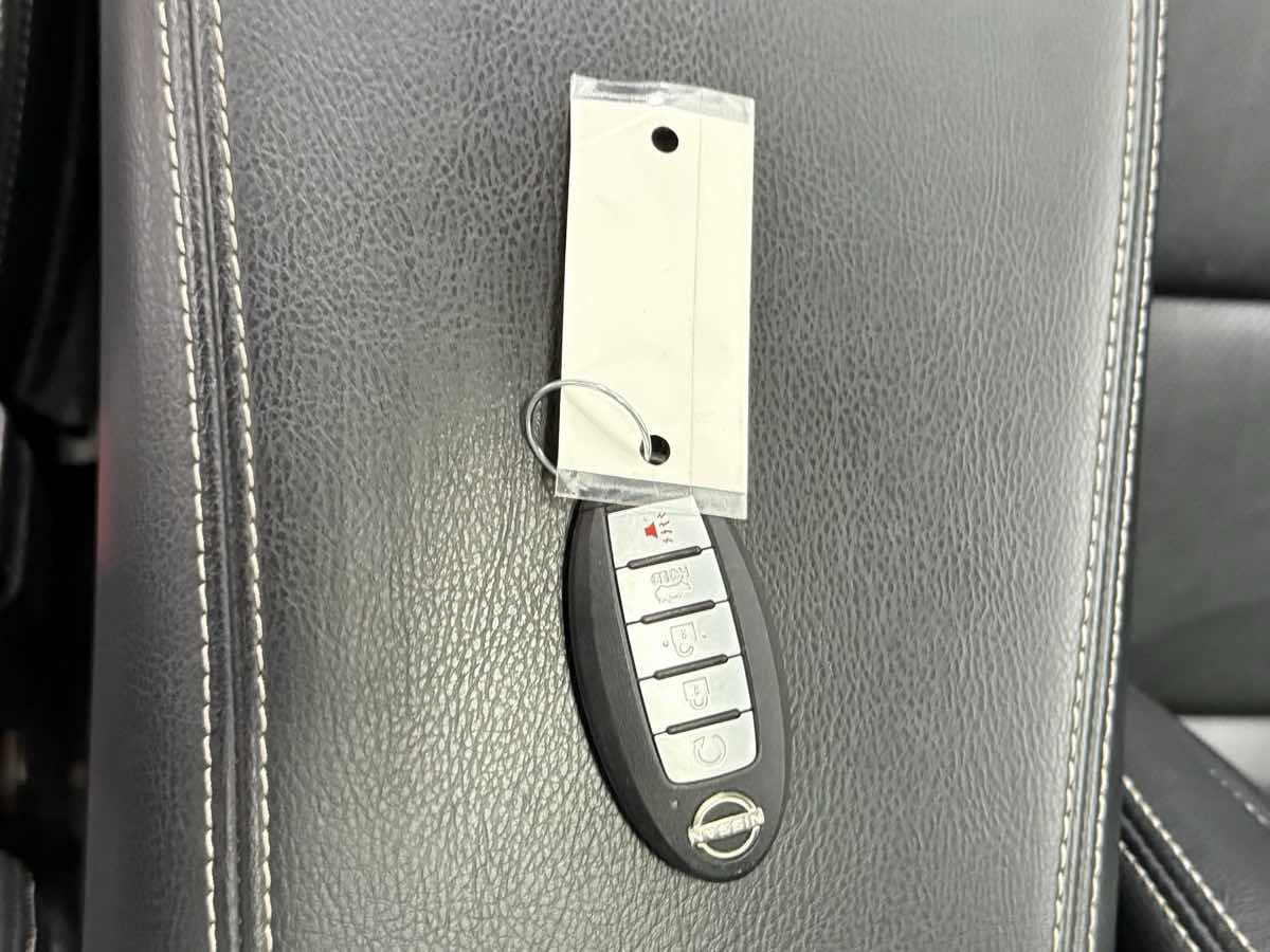 Used 2023 Nissan Maxima SL image 32