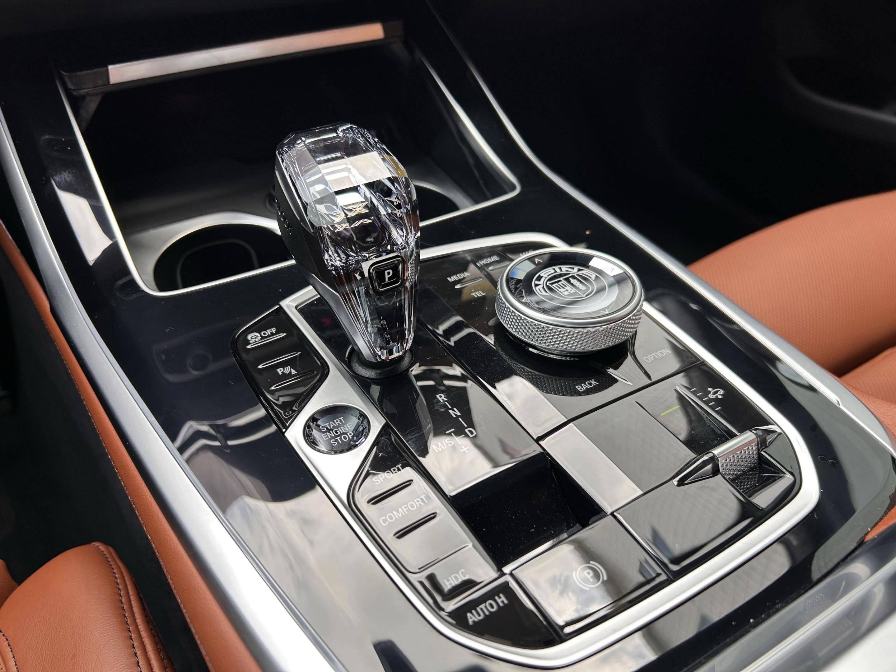 Used 2026 BMW ALPINA XB7 image 12