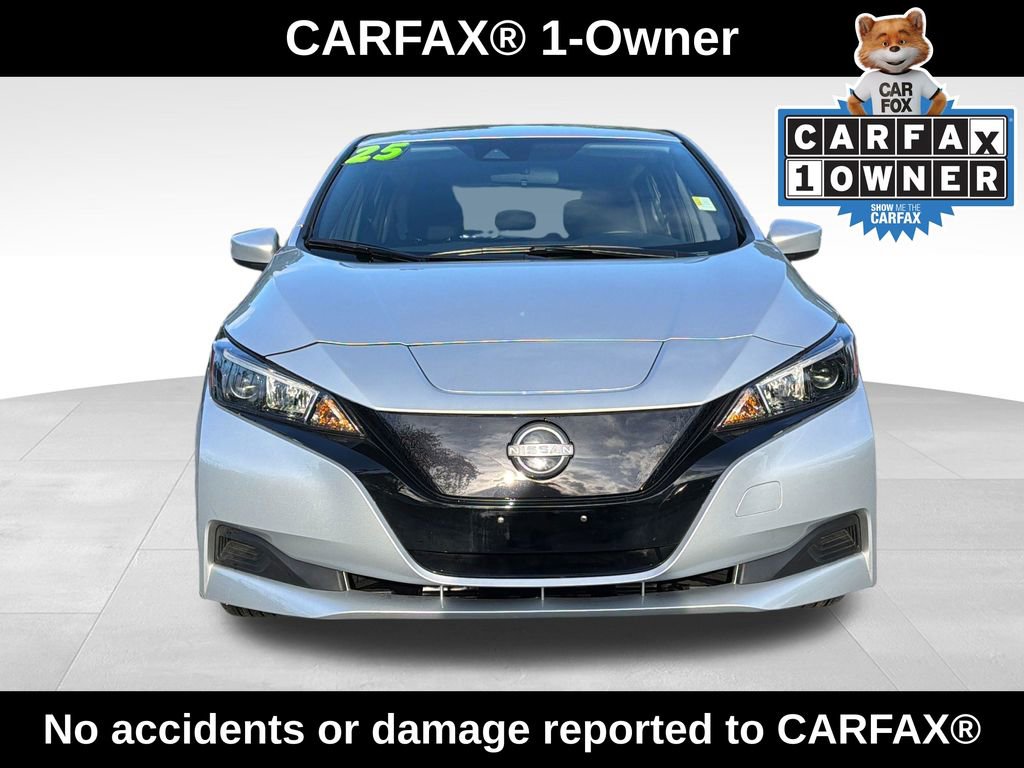 Used 2025 Nissan Leaf S FWD image 2