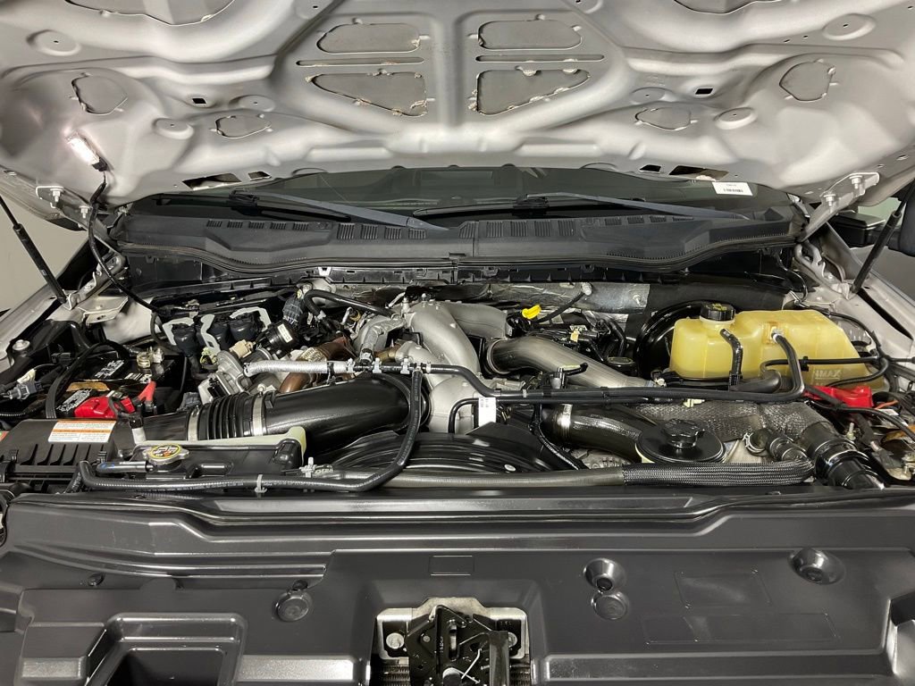 Used 2020 Ford F250 XLT image 9