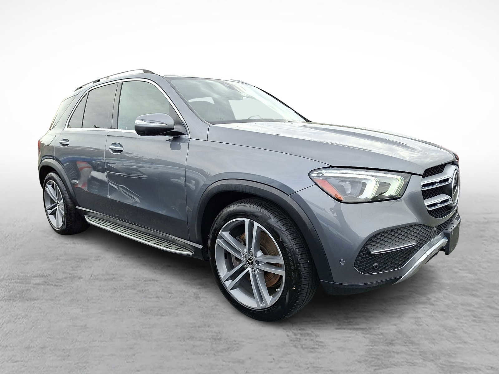 Used 2022 Mercedes-Benz GLE 450 4MATIC image 3