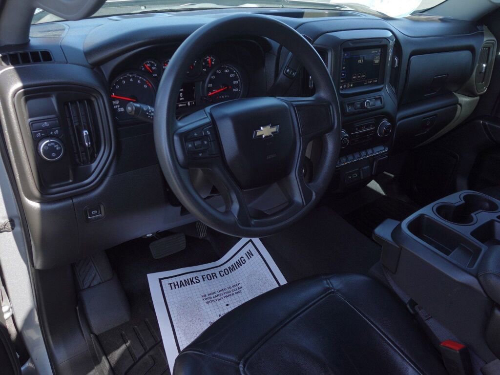 Used 2023 Chevrolet Silverado 1500 Custom image 10