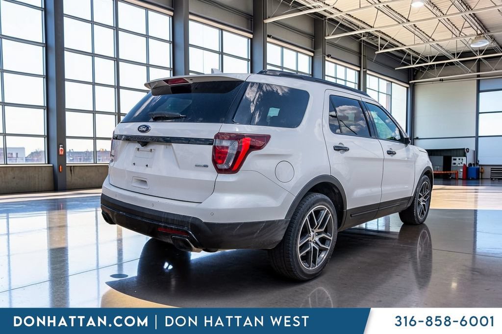 Used 2016 Ford Explorer Sport w/ Equipment Group 401A AWD/4WD image 36