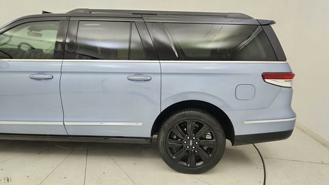 Used 2024 Lincoln Navigator L Black Label AWD/4WD image 10