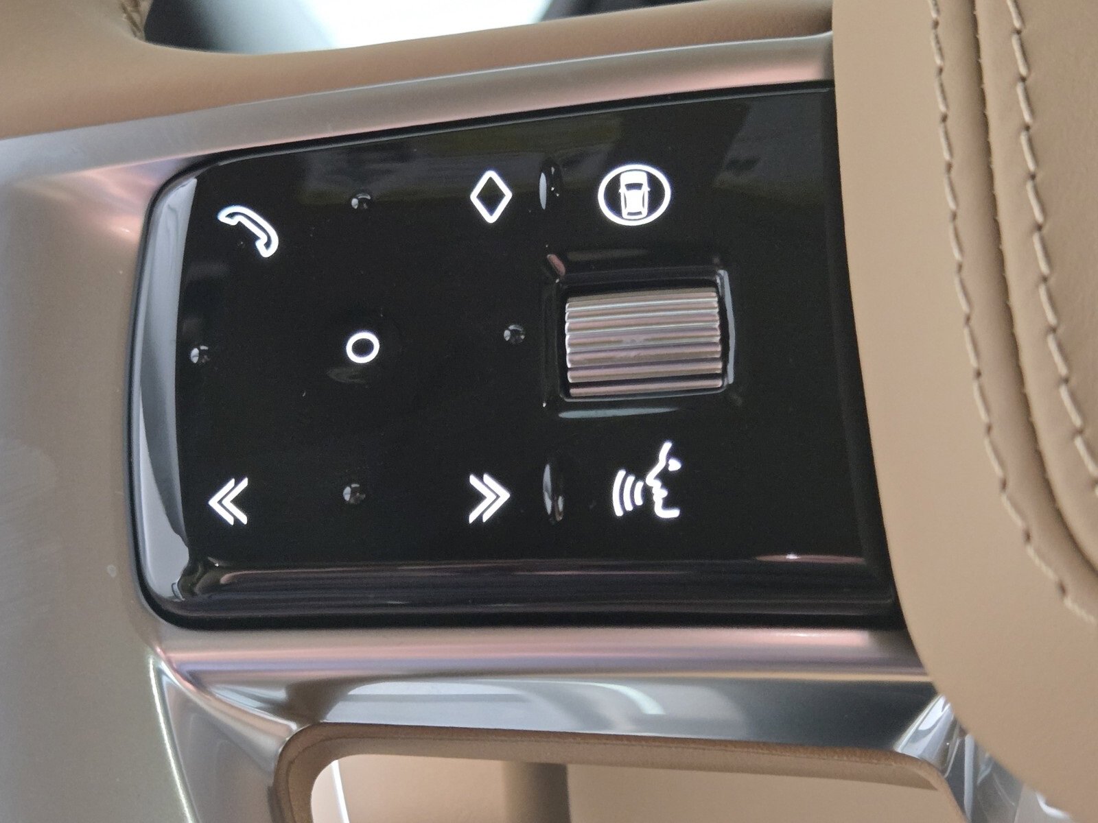 New 2025 Land Rover Range Rover Autobiography image 26