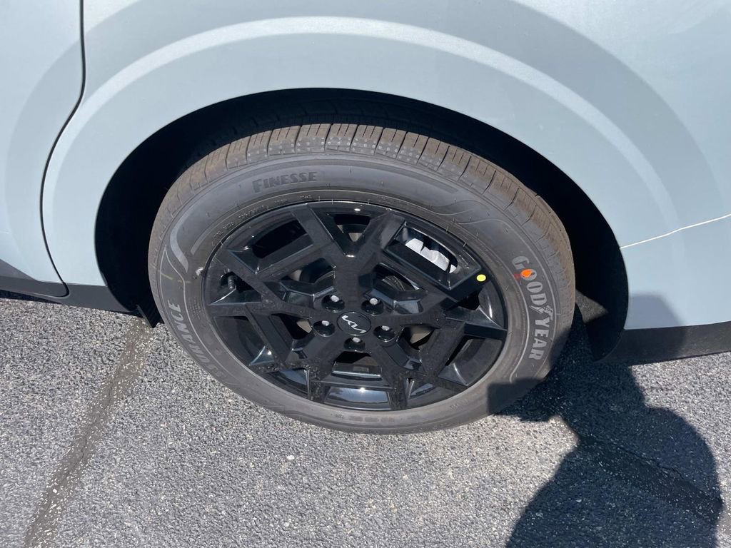 New 2025 Kia Carnival SX Prestige image 8