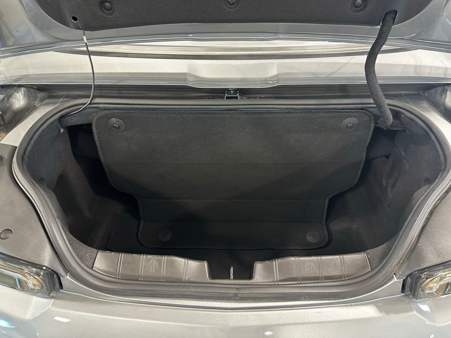 Used 2024 Chevrolet Camaro LT w/ RS Package image 43