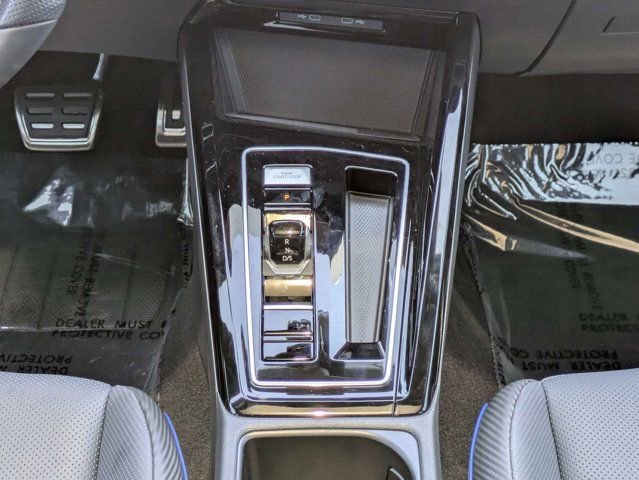Used 2026 Volkswagen Golf AWD/4WD image 21