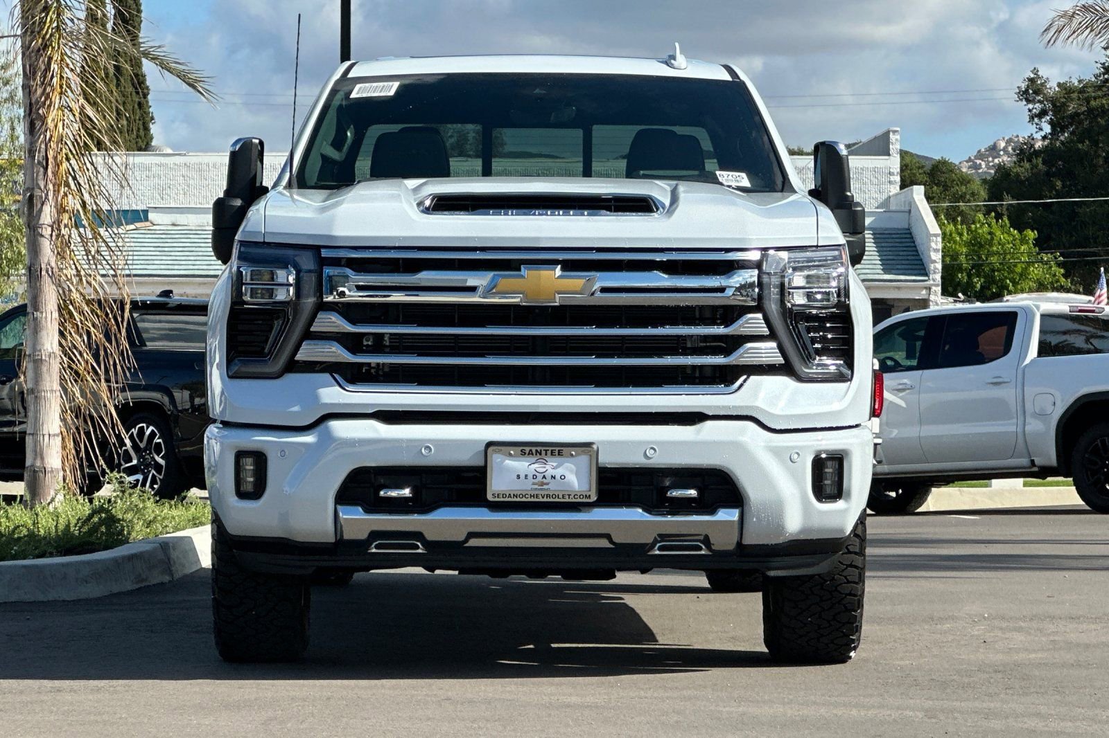 New 2026 Chevrolet Silverado 2500 High Country w/ High Country Premium Package AWD/4WD image 9