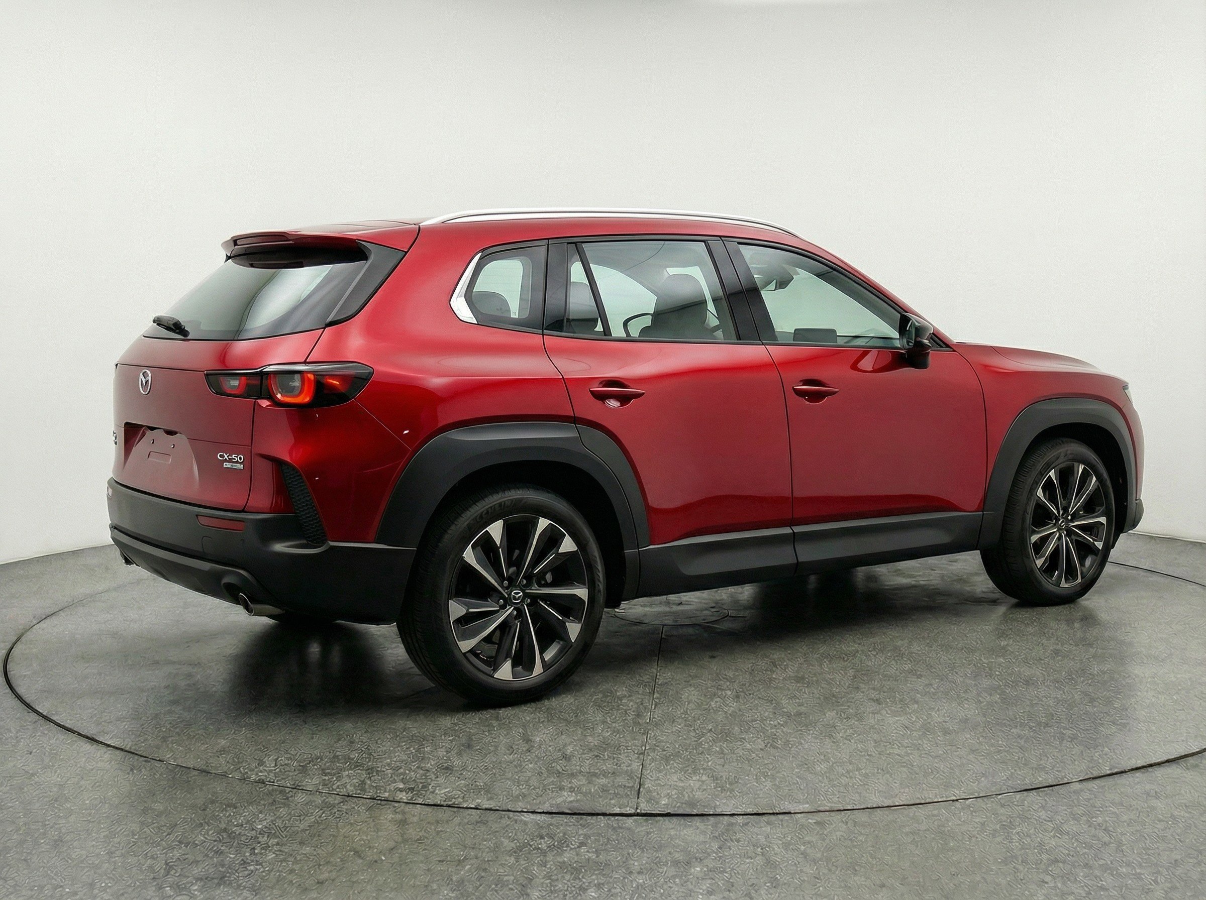 Used 2025 MAZDA CX-50 2.5 Hybrid w/ Premium Plus Pkg image 9