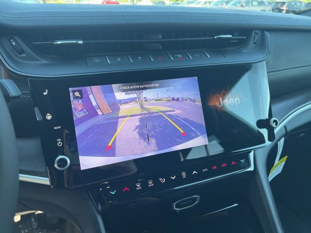 New 2026 Jeep Grand Cherokee Altitude RWD image 15