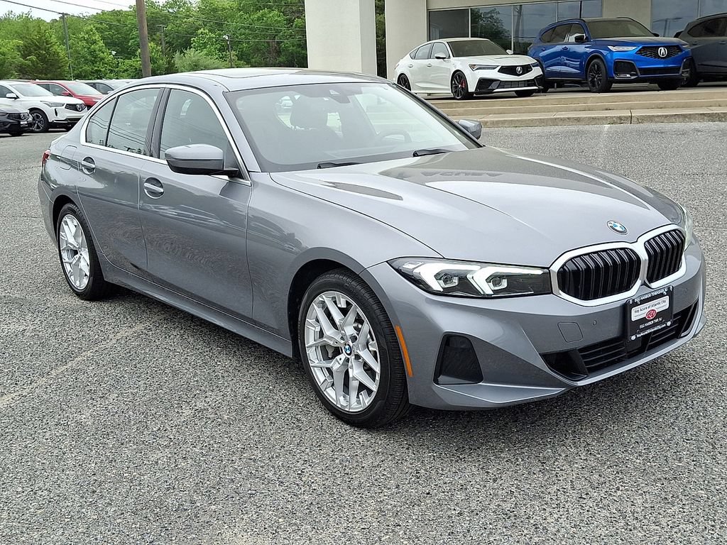 Used 2026 BMW 330i xDrive Sedan AWD/4WD image 3