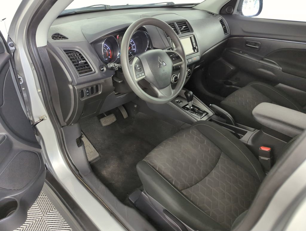 Used 2024 Mitsubishi Outlander Sport ES image 11