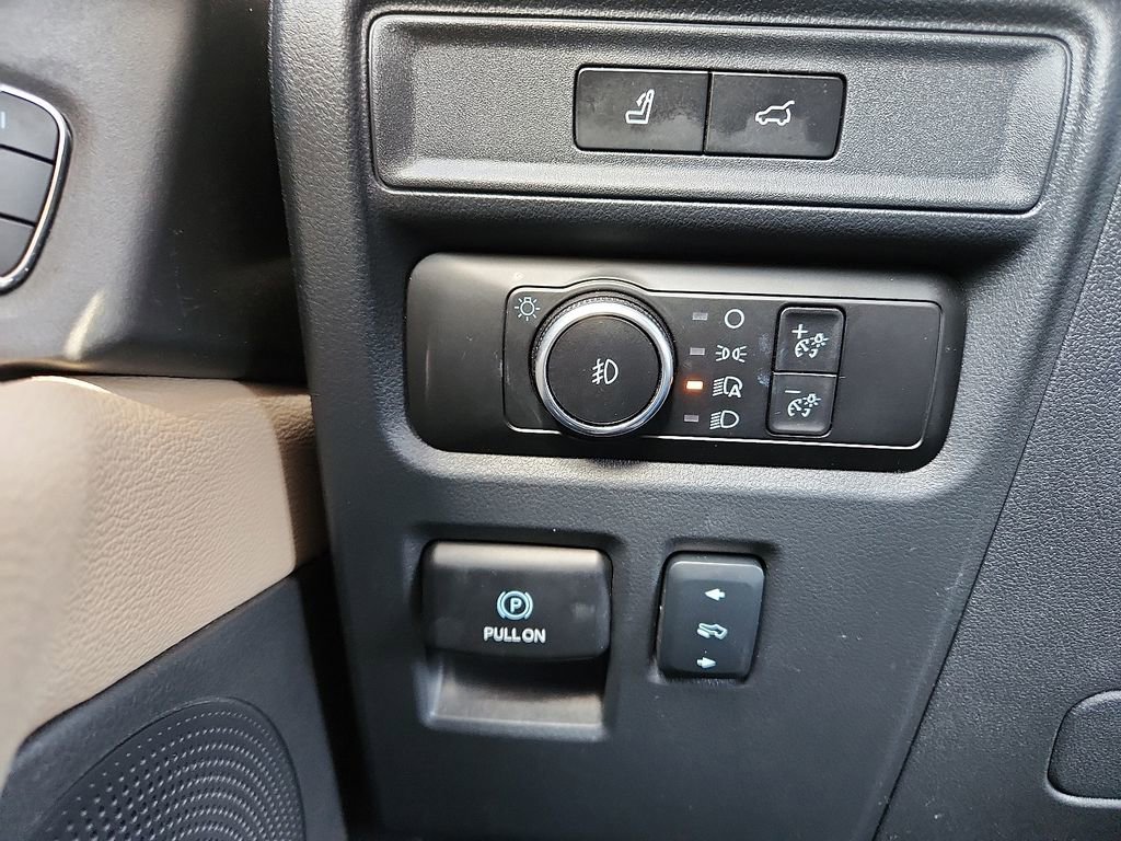 Used 2024 Ford Expedition Limited RWD image 28