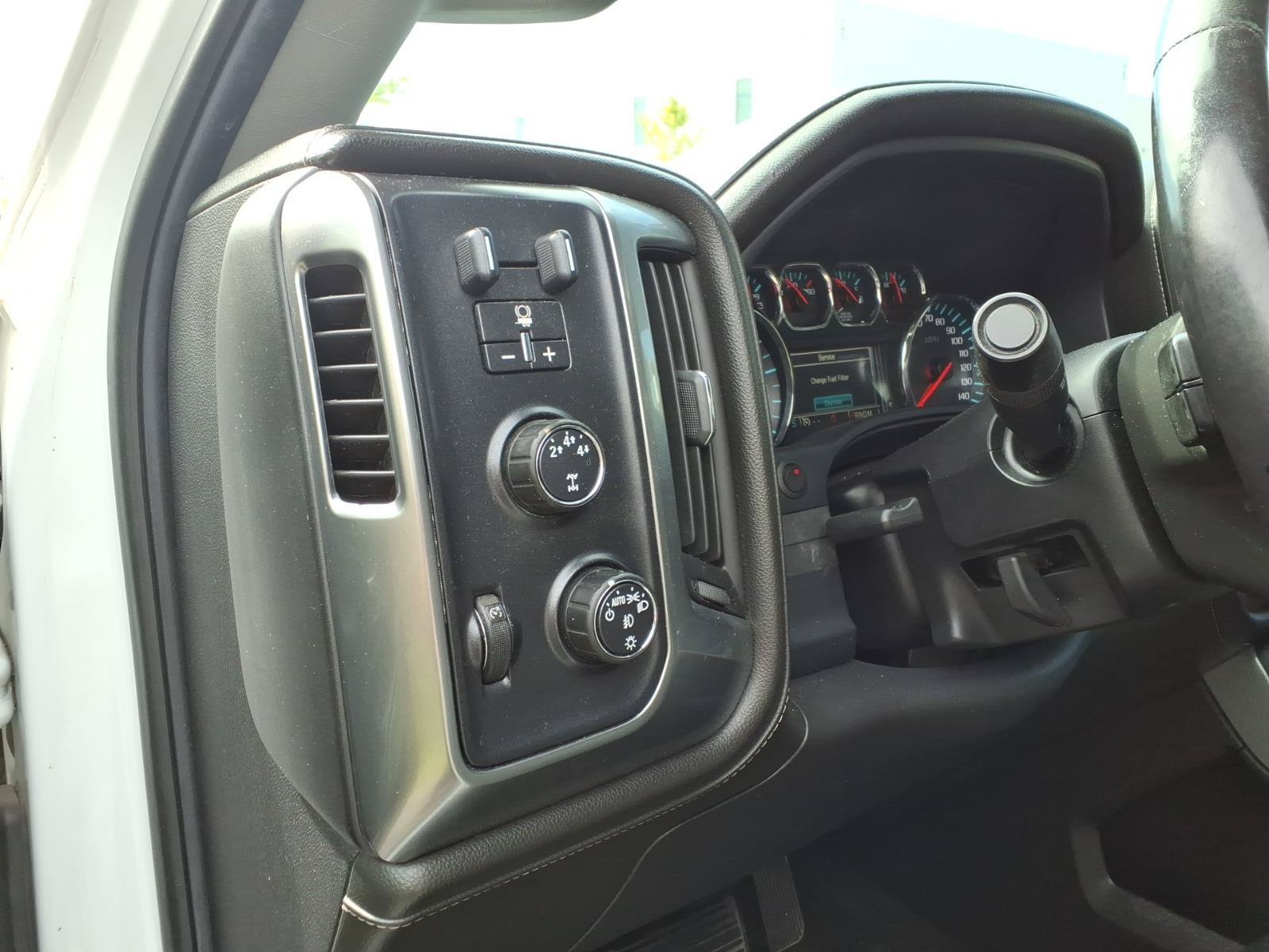 Used 2016 Chevrolet Silverado 2500 LTZ w/ Z71 Package, Off-Road AWD/4WD image 20