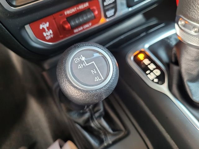 Certified 2025 Jeep Wrangler Unlimited Rubicon image 15