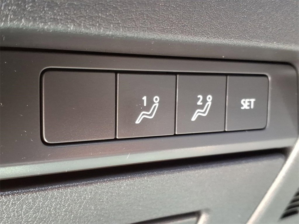 Certified 2023 MAZDA MAZDA3 AWD 2.5 Turbo Hatchback image 7