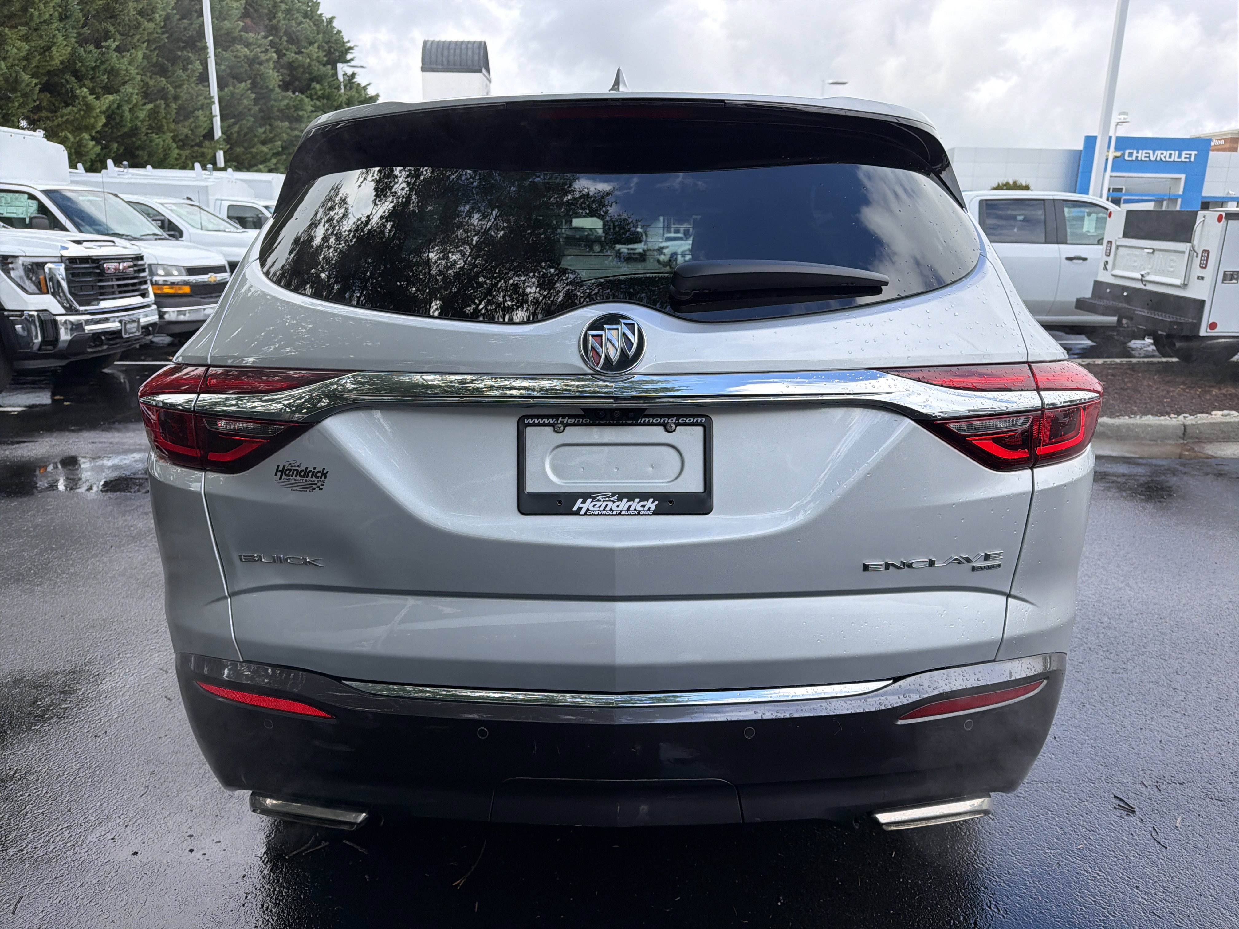 Used 2018 Buick Enclave Premium w/ Experience Buick Package AWD/4WD image 9